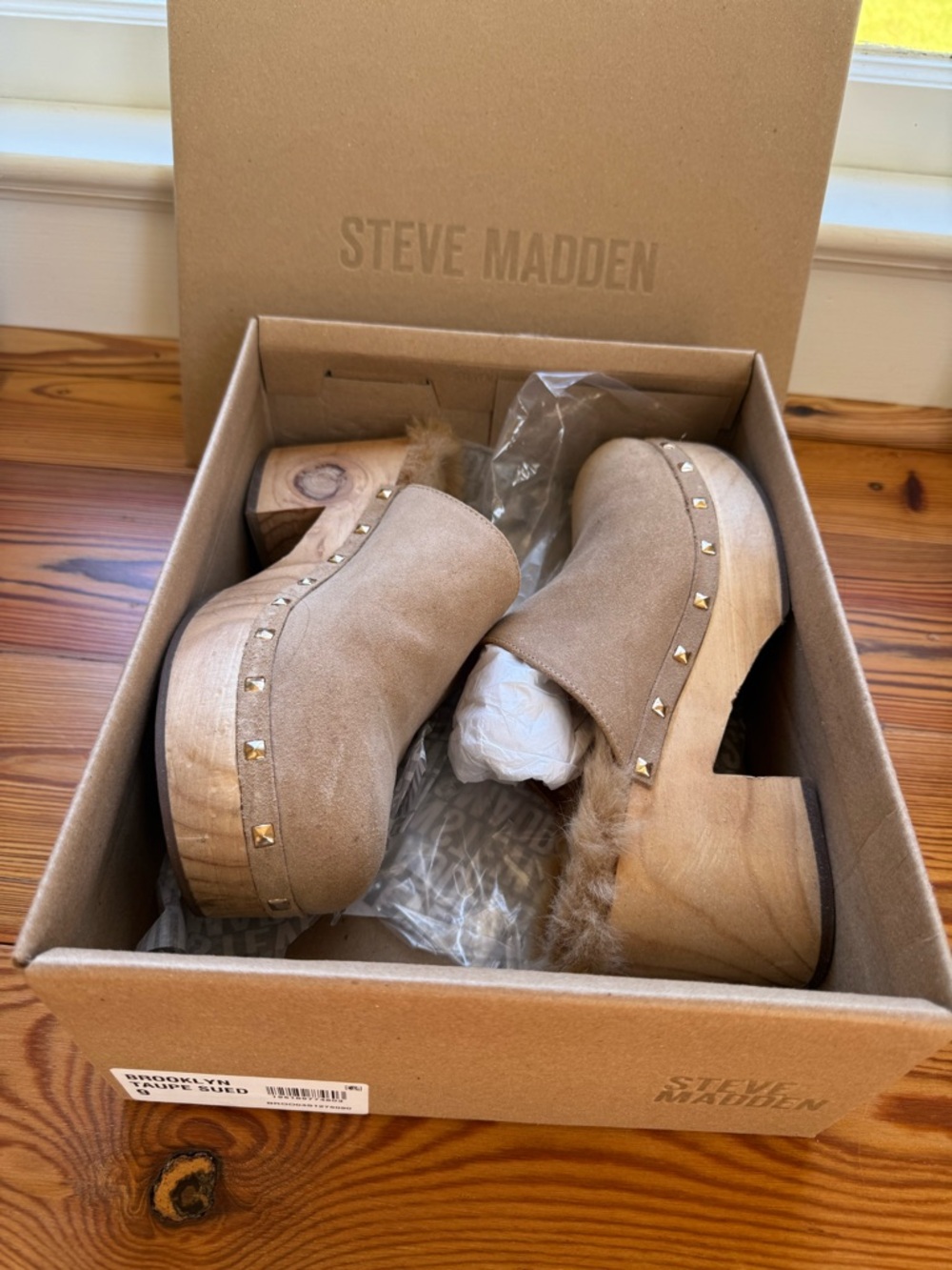 Steve Madden Tan Suede Fur-Lined Stud Clogs
